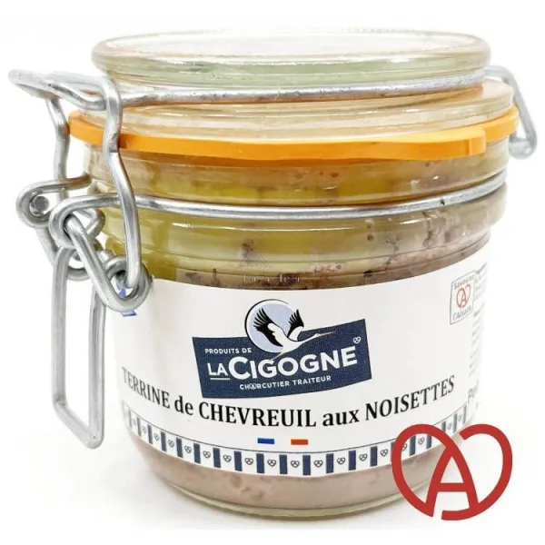 Handwerklich hergestellte Terrine vom Reh mit Haselnüssen
