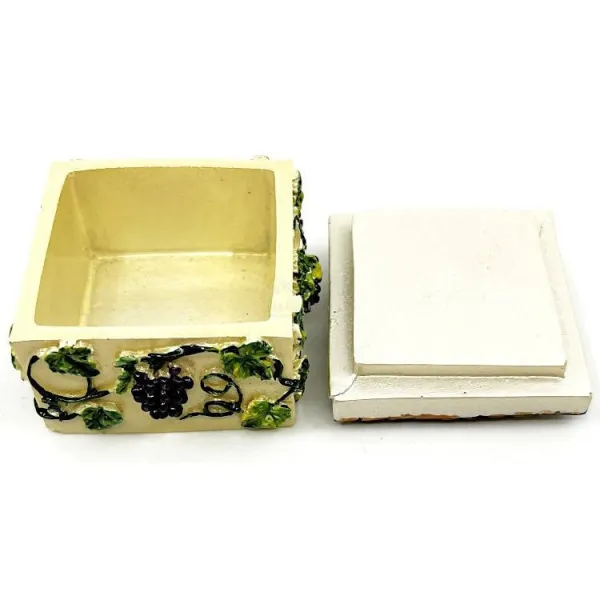 Small resin box with Alsatian Stork decoration