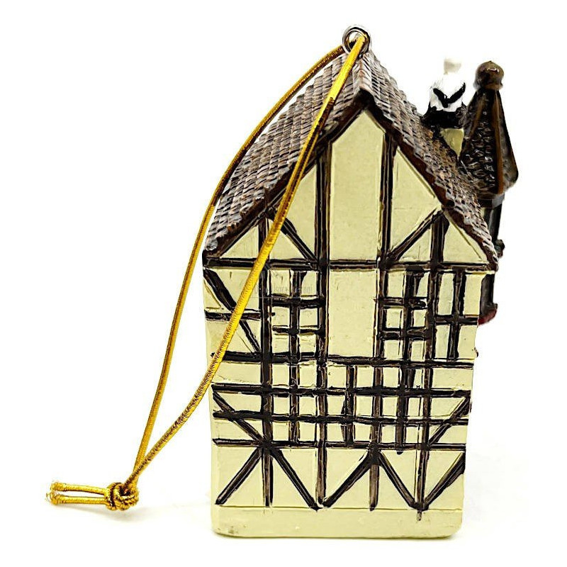 Suspension House with yellow Alsatian turret with stork and Led
