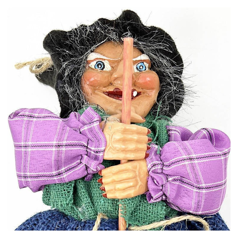 Sorcière d'Alsace à suspendre robe violette et Houx 32 cm