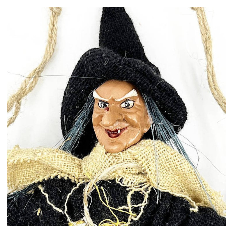 Sorcière d'Alsace noire avec foulard suspendue Bienvenue 28 cm