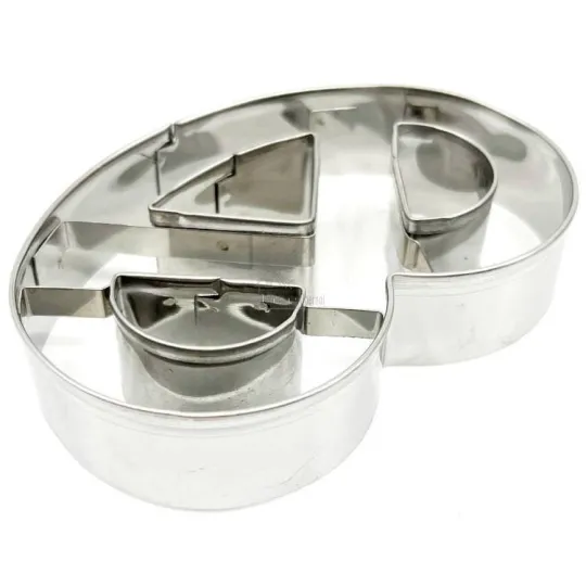 Emporte Pièces Bretzel d'Alsace en Inox