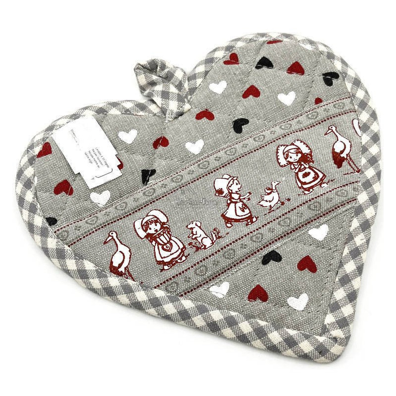 Alsace Heart Potholder with Hearts and Hansi motifs