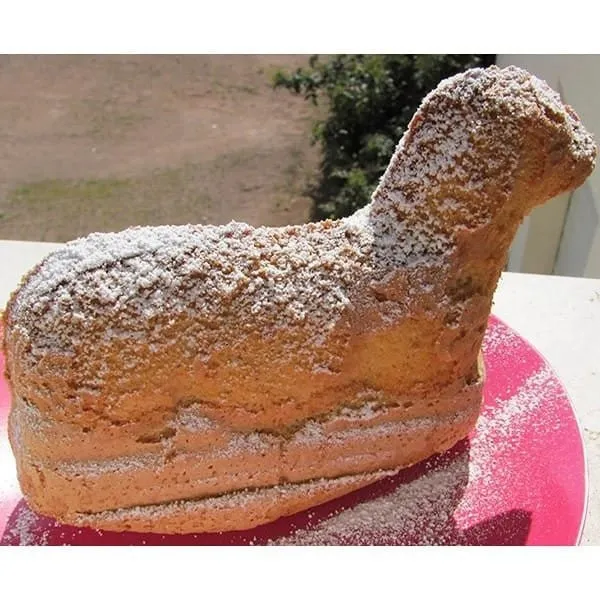 Pascal Lammele Lamb Mould 18 cm