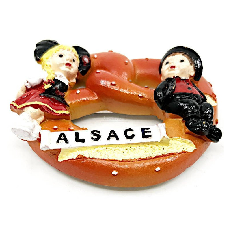 Decorative Pretzel Magnet with sitting Alsatians