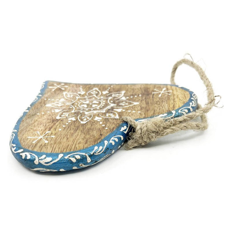 Solid wood Heart of Alsace decorated with a blue border