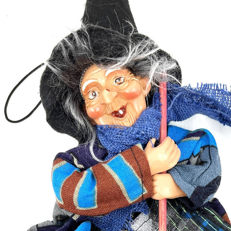 Elsässische Hexe in Blau und mehreren Farben mit Einkaufstasche 32 cm
