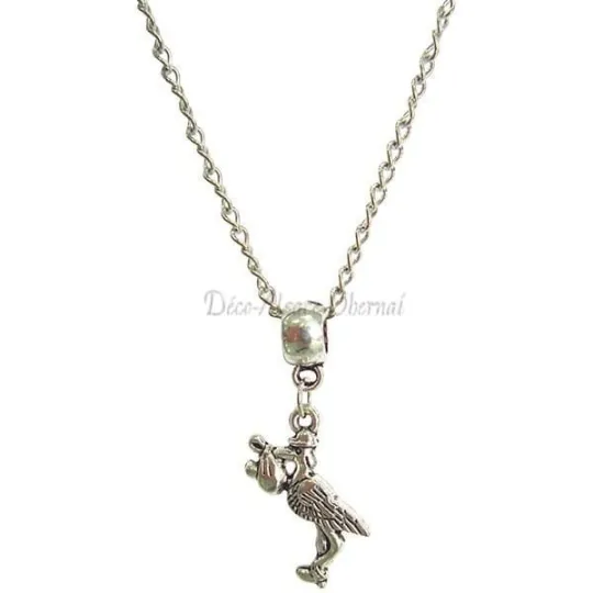 Collier avec Pendentif Cigogne d'Alsace et Bébé