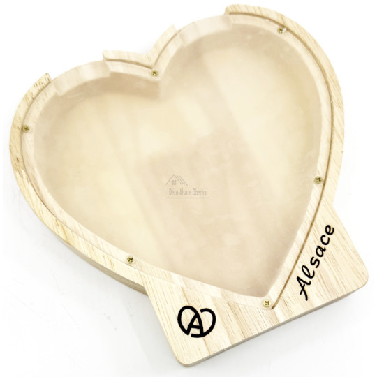 Tirelire Coeur en Bois gravé Bretzel Alsace