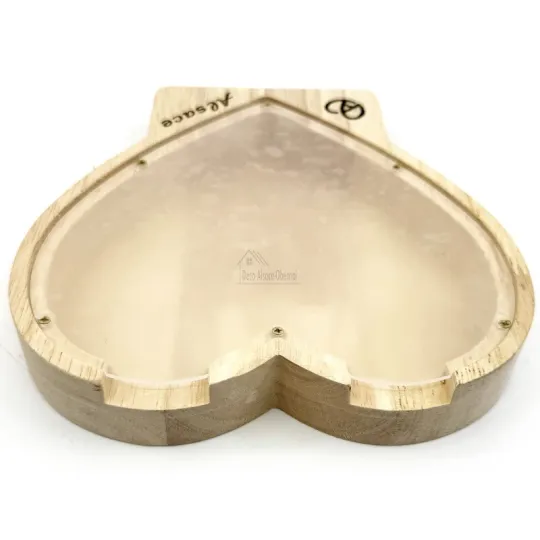 Spaarpot Hart in Gegraveerd Hout Bretzel Elzas