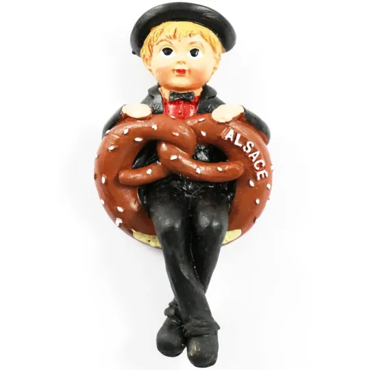 Suspension Alsacien assis dans une Bretzel