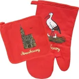 Set of Red Kitchen Glove and Potholder, Strasbourg Cathedral decor