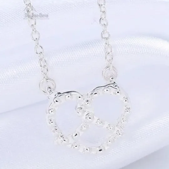 Necklace with clasp and Bretzel pendant from Alsace Silver