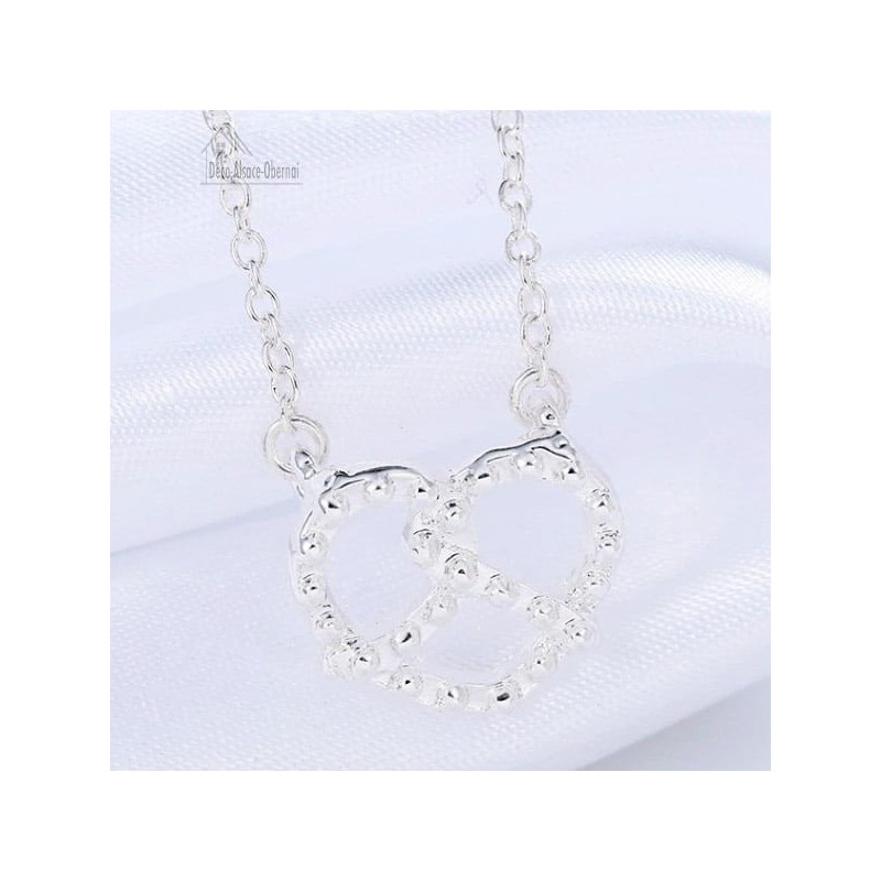 Collier avec fermoir et Pendentif Bretzel d'Alsace Argenté