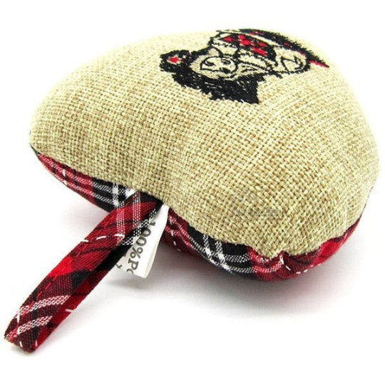 Coeur d'Alsace padded with Alsatian embroidered fabrics, Vichy background