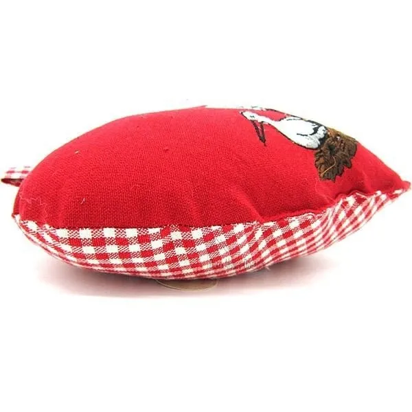 Coeur d'Alsace Red padded with Stork and Alsace embroidered fabrics on a Vichy background