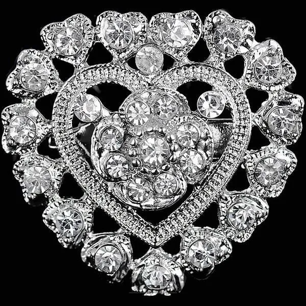 Broche Fantaisie argentée forme de Coeur sertie de Strass