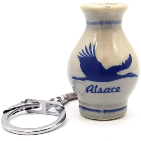 Porte Clé Cruche à Vin façon Poterie Betschdorf Cigogne d'Alsace