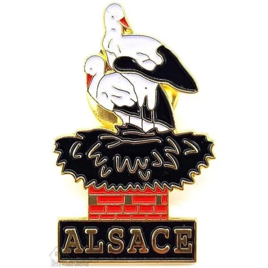Pin's Broche de Collection avec Nid de Cigogne
