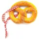 Bretzel décoratif à suspendre avec ruban façon Vichy