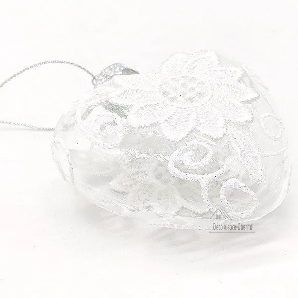 Suspension Coeur en Verre orné de Dentelles blanches