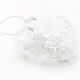 Suspension Coeur en Verre orné de Dentelles blanches