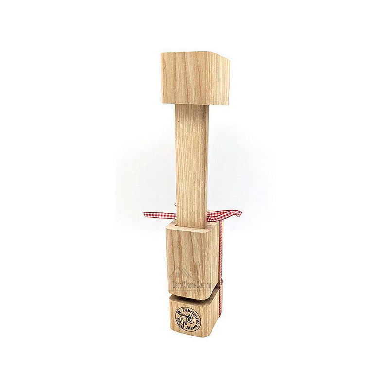 Casse Noix / Amandes / Noisette en Bois et Ruban Alsace