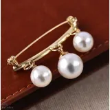 Gold Fancy Brooch Sweater and Cardigan Pin with Pearls