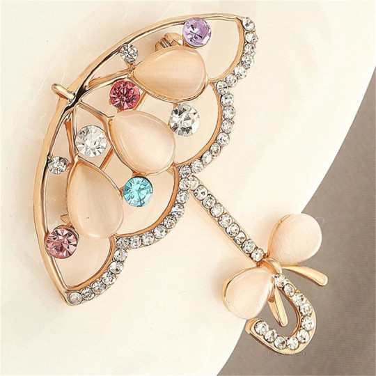 Fancy golden Brooch Umbrella shape set with Rhinestone