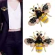 Broche dorée Fantaisie Abeille volante sertie de Strass