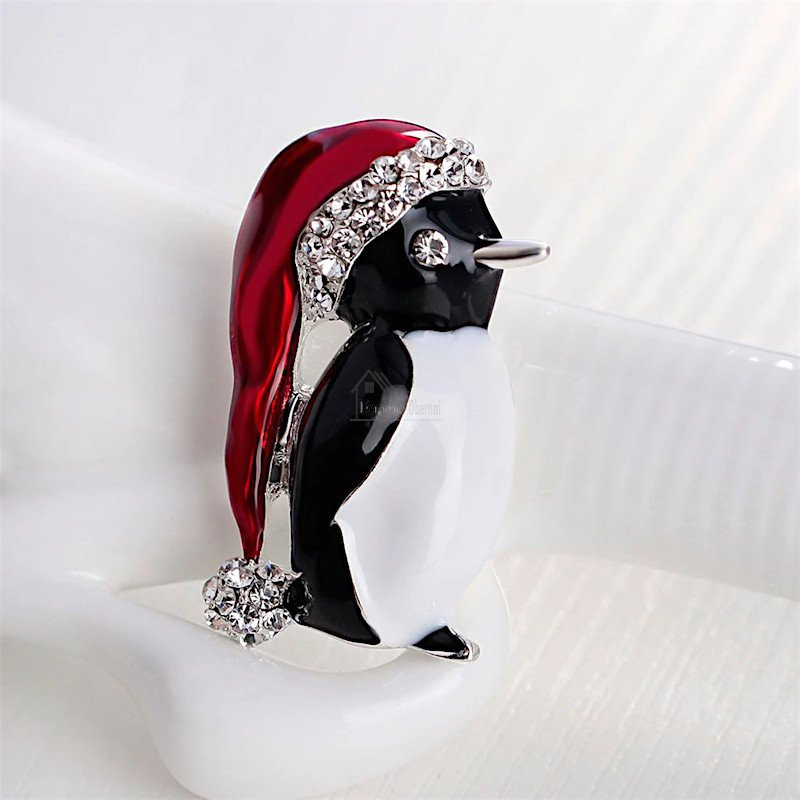 Fantastische goldene Brosche Pinguin-rote Mütze mit Strasssteinen