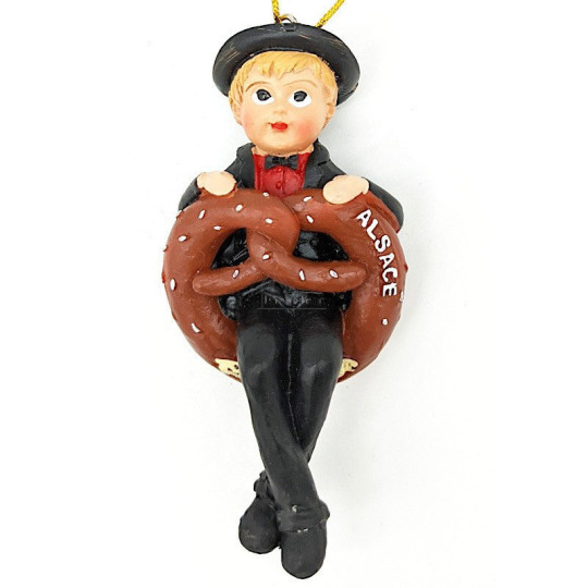 Alsatian pendant light sitting in a pretzel