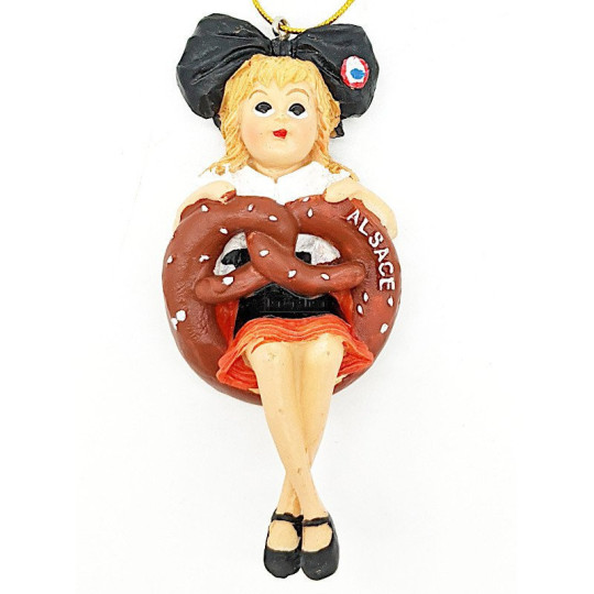 Alsatian pendant light seated in a pretzel