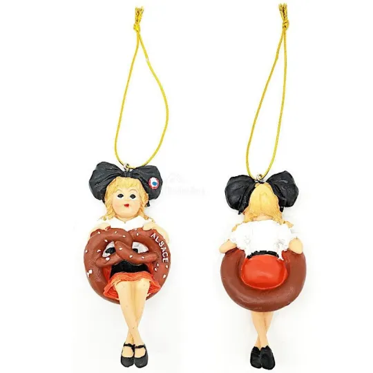 Alsatian pendant light seated in a pretzel