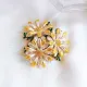 Broche dorée Fantaisie 3 Marguerites