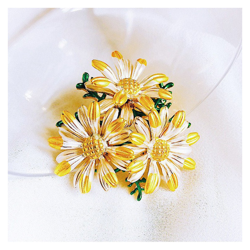 Broche dorée Fantaisie 3 Marguerites