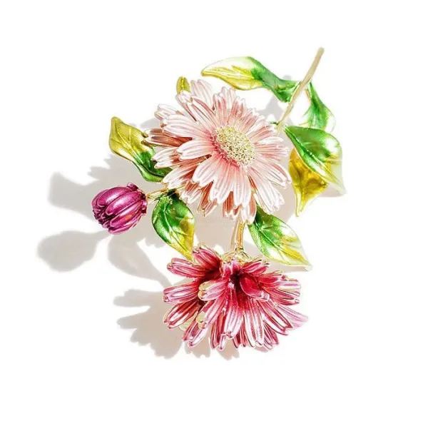 Golden Brooch Fancy Bouquet of Flowers