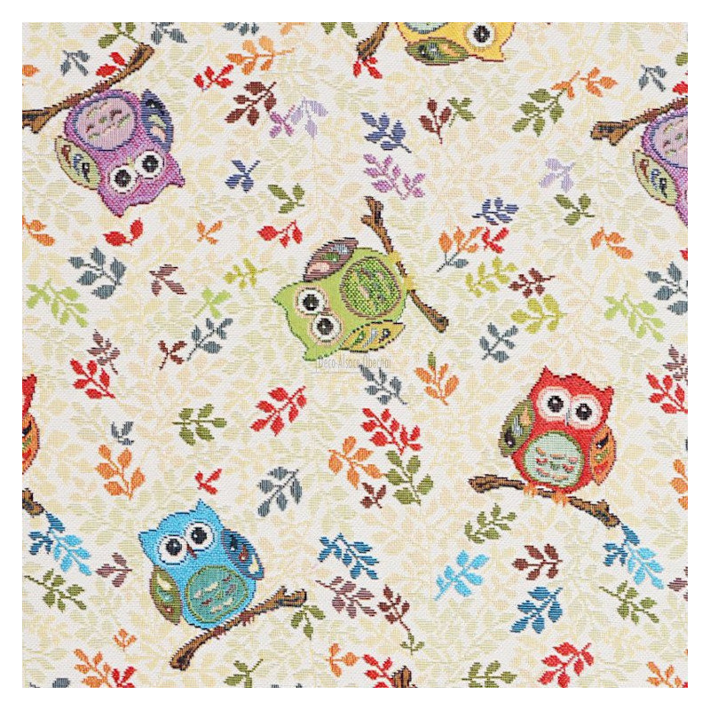 Comfortable chair cover with owl motif