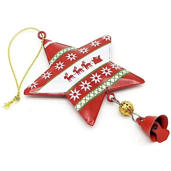 Roter Metall-Hängestern mit Weihnachtsdekoration