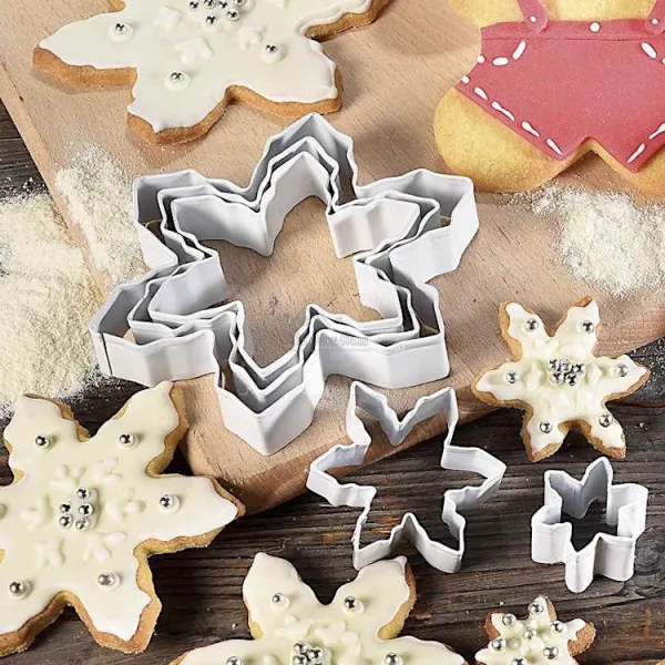Box of 5 Star-shaped Steel Cookie Cutters