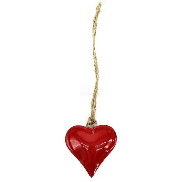 Small heart in shiny lacquered red metal to hang
