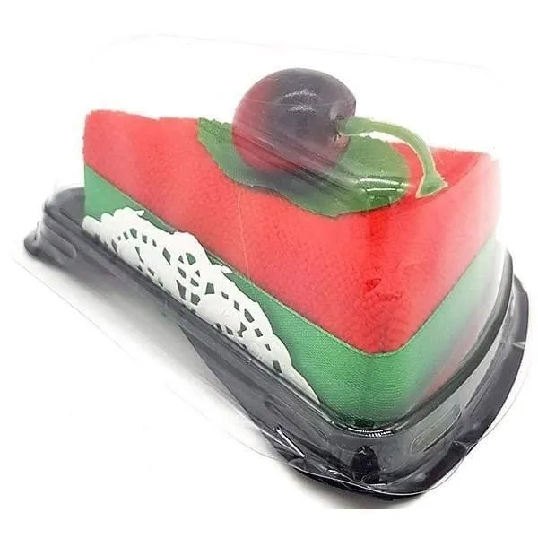 Part de Tarte Gourmande en Serviette Rouge
