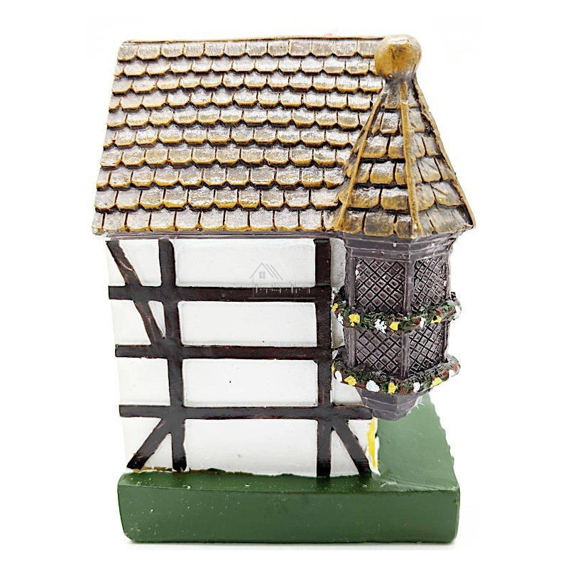 Grande Maison Alsacienne blanche avec Tourelle et Cigogne en Résine