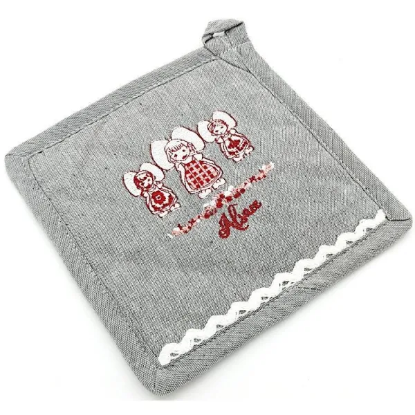 Kitchen Potholder embroidered with the 3 Alsatians