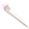 Verschenken Sie eine rosa Nelke mit Seifenblättern