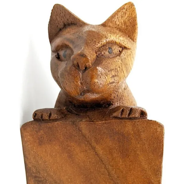 Schaukelnder Weinflaschenhalter mit Katze aus Suar-Holz