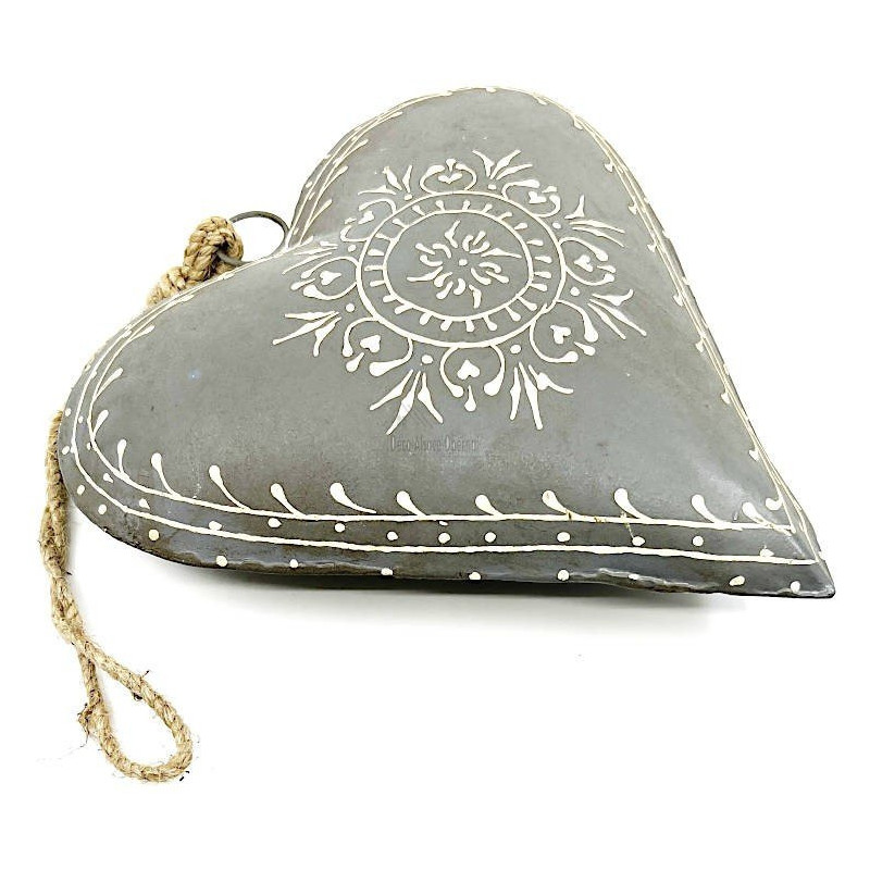 Big Heart of Alsace in grey hand painted Metal 21 cm