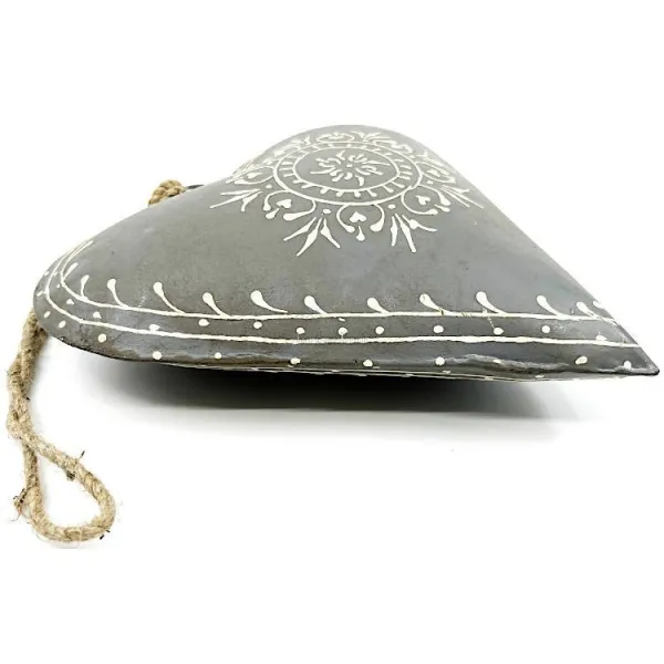 Big Heart of Alsace in grey hand painted Metal 21 cm