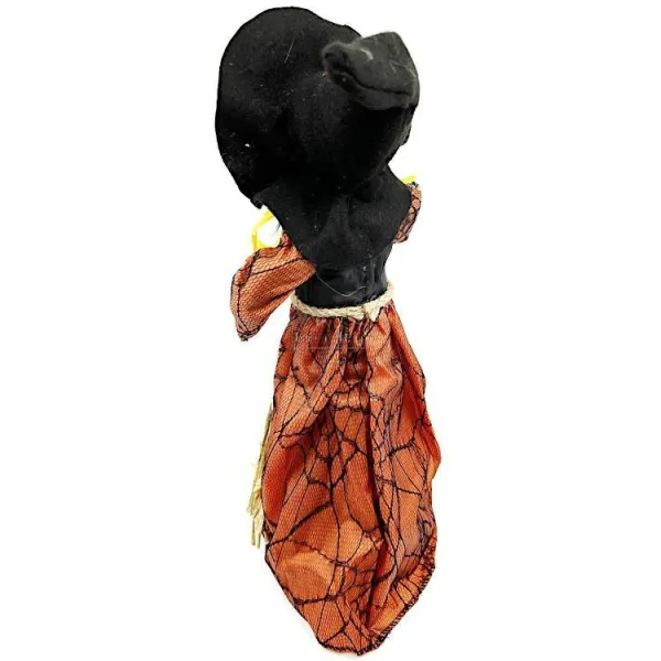 Stehende elsässische Hexe mit ockerfarbenem Satinkleid 36 cm