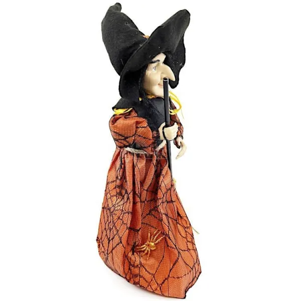 Sorcière d'Alsace debout avec robe satinée ocre 36 cm